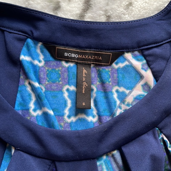 BCBG Patterned Dress - Picture 3 of 4